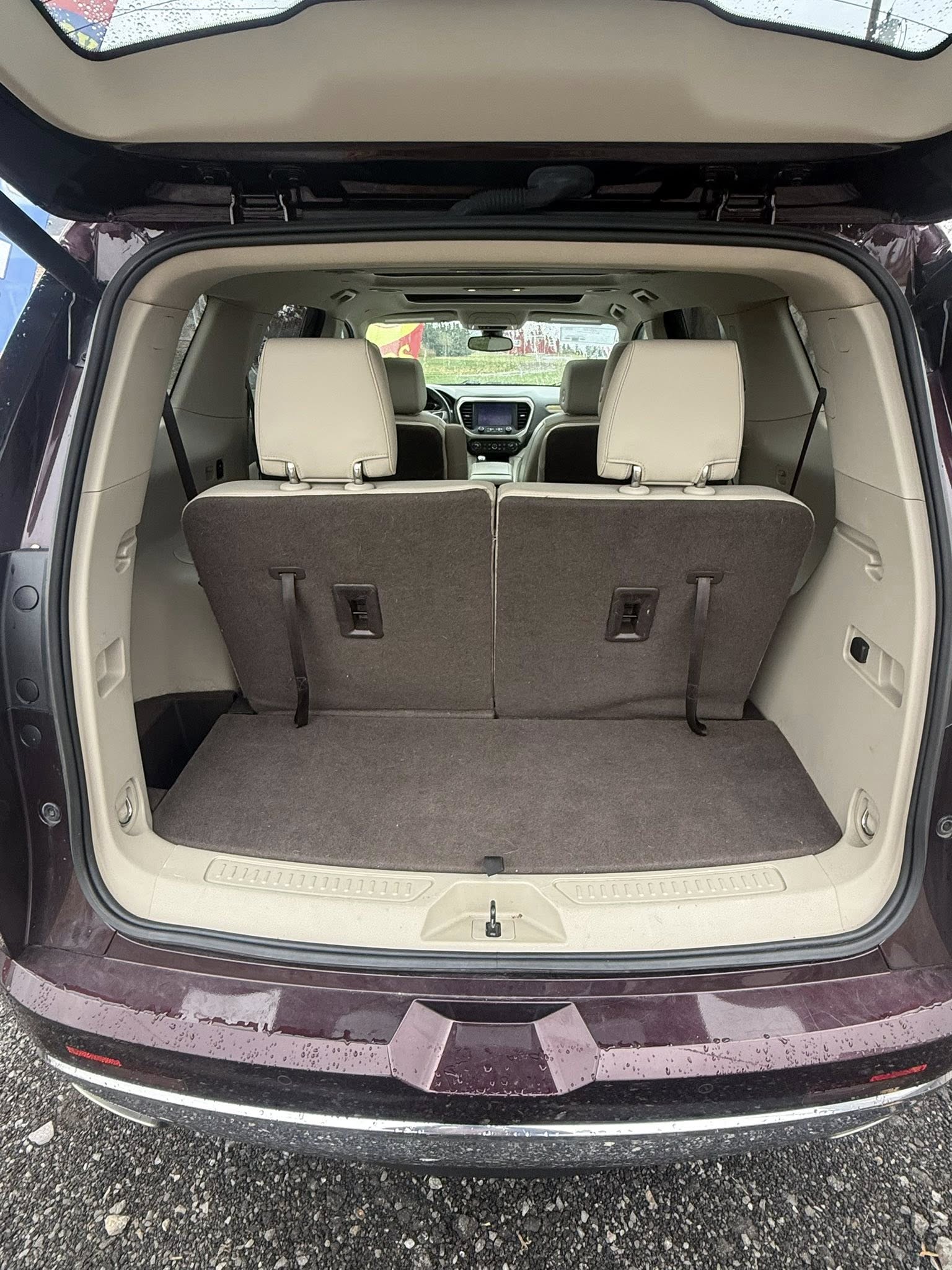 2017 GMC Acadia Denali photo 9